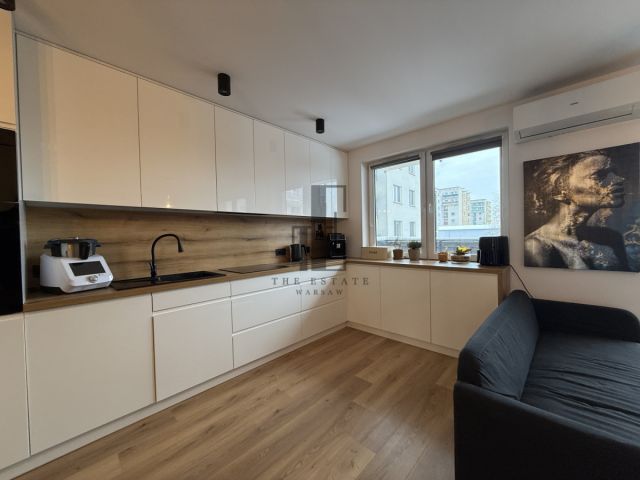 Mieszkanie 4-pokojowe Piastów, ul. Stanisława Bodycha. Zdjęcie 2