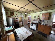 dom wolnostojący, 5 pokoi Złatna. Zdjęcie 2