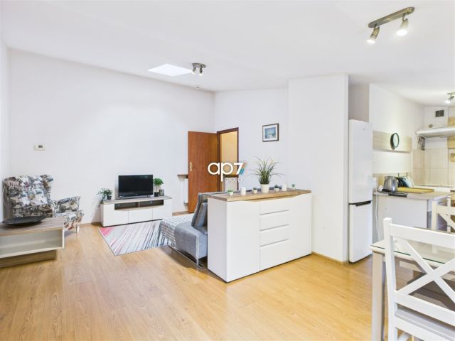 Mieszkanie 4-pokojowe Kraków Grzegórzki, ul. Grzegórzecka. Zdjęcie 1