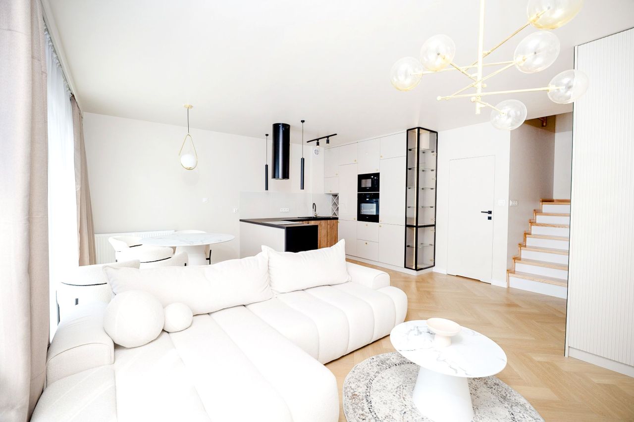 Mieszkanie 4-pokojowe Wrocław Psie Pole, ul. Kowieńska. Zdjęcie 1