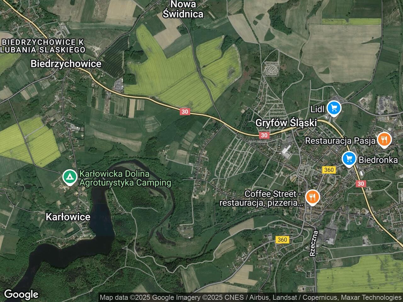 bliźniak, 5 pokoi Gryfów Śląski, os. 7 Dywizji