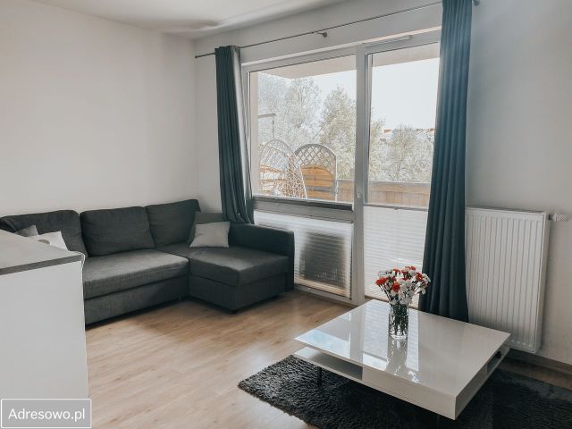 Mieszkanie 2-pokojowe Marki, ul. Wiejska. Zdjęcie 1