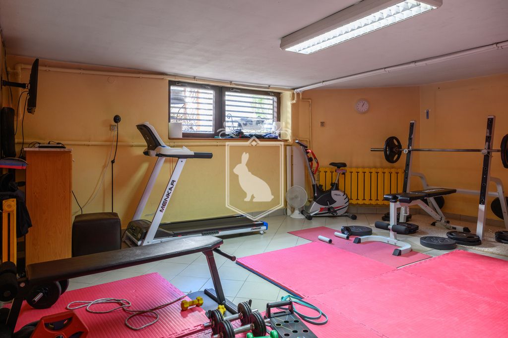 dom wolnostojący, 7 pokoi Warszawa Wesoła, ul. Brata Alberta. Zdjęcie 19