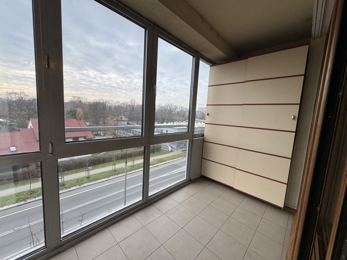 Mieszkanie 3-pokojowe Kraków Dąbie, ul. Bajeczna. Zdjęcie 24