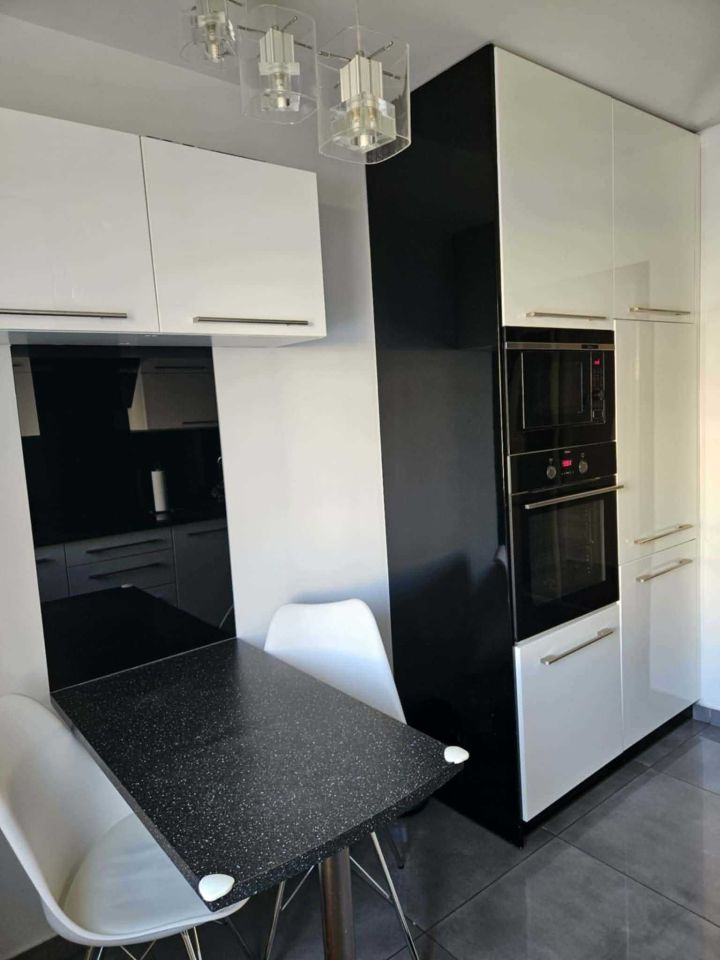 Mieszkanie 3-pokojowe Przeworsk. Zdjęcie 4