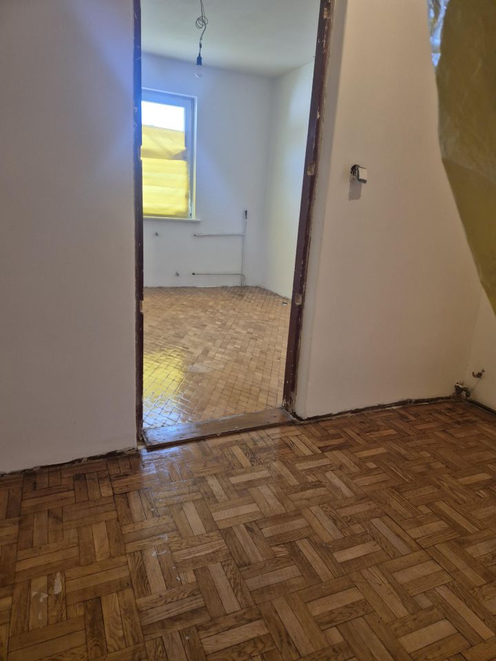 dom wolnostojący, 6 pokoi Łodygowice, ul. Jesionowa. Zdjęcie 2
