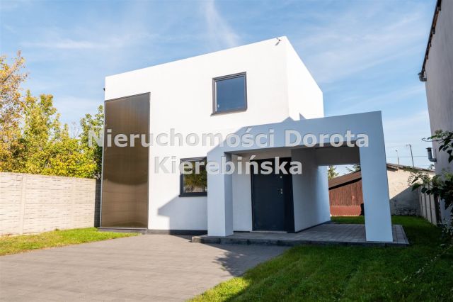dom wolnostojący, 3 pokoje Tomaszów Mazowiecki. Zdjęcie 1