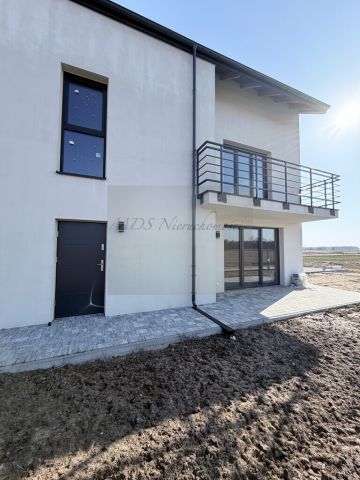 dom szeregowy, 5 pokoi Sobienie Szlacheckie. Zdjęcie 10