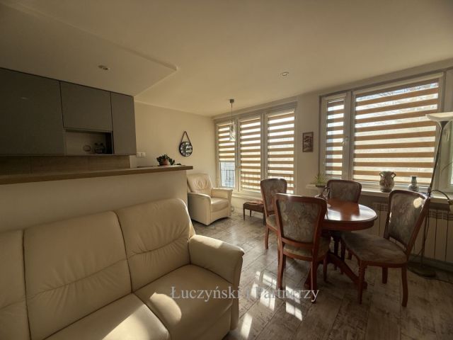 Mieszkanie 3-pokojowe Kamienna Góra. Zdjęcie 1