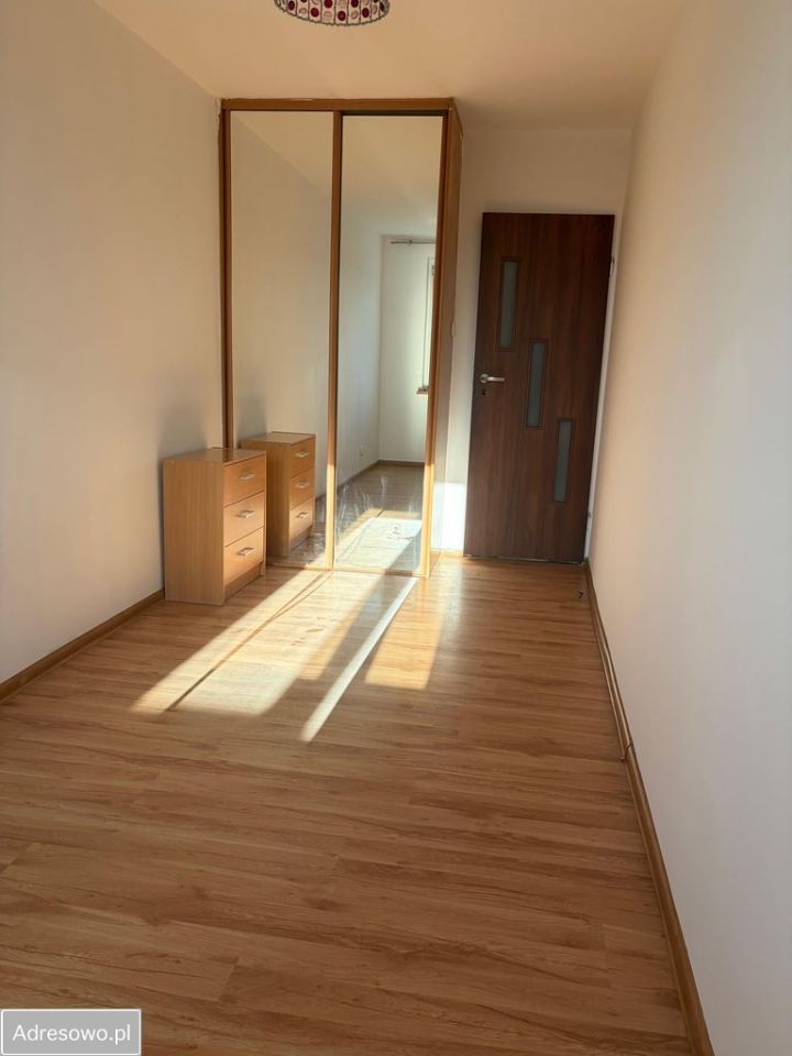 Mieszkanie 2-pokojowe Poznań Winogrady, os. Pod Lipami. Zdjęcie 4