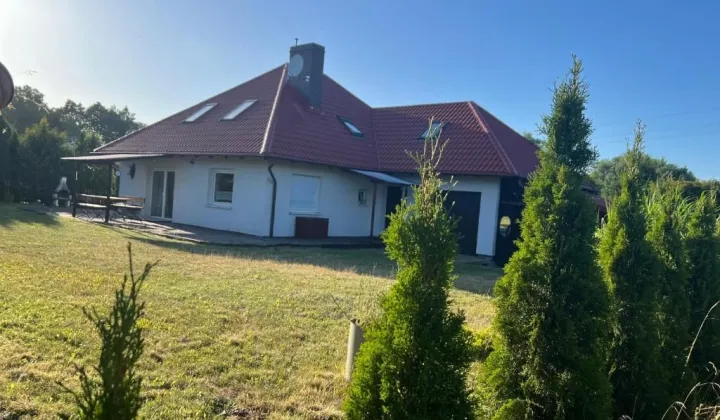 dom wolnostojący, 5 pokoi Szteklin, os. Południowe
