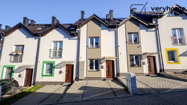 dom szeregowy, 4 pokoje Wieliczka, ul. Bajeczna. Zdjęcie 1