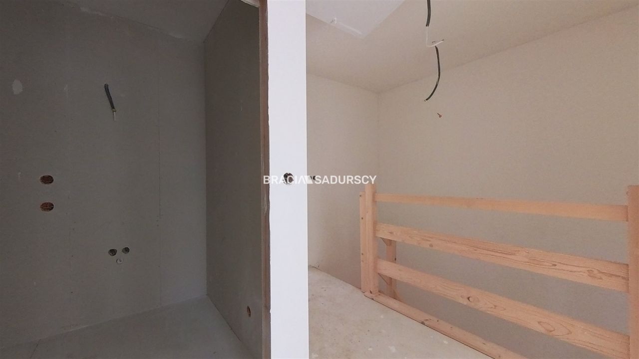 dom szeregowy, 5 pokoi Łodygowice, ul. Zielna. Zdjęcie 19