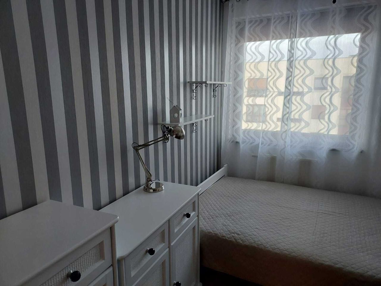Mieszkanie 3-pokojowe Legnica Piekary Wielkie, ul. Hubalczyków. Zdjęcie 4