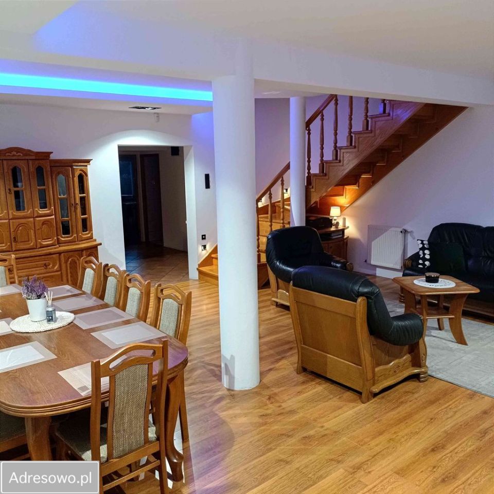 dom wolnostojący, 4 pokoje Waliły-Stacja. Zdjęcie 15