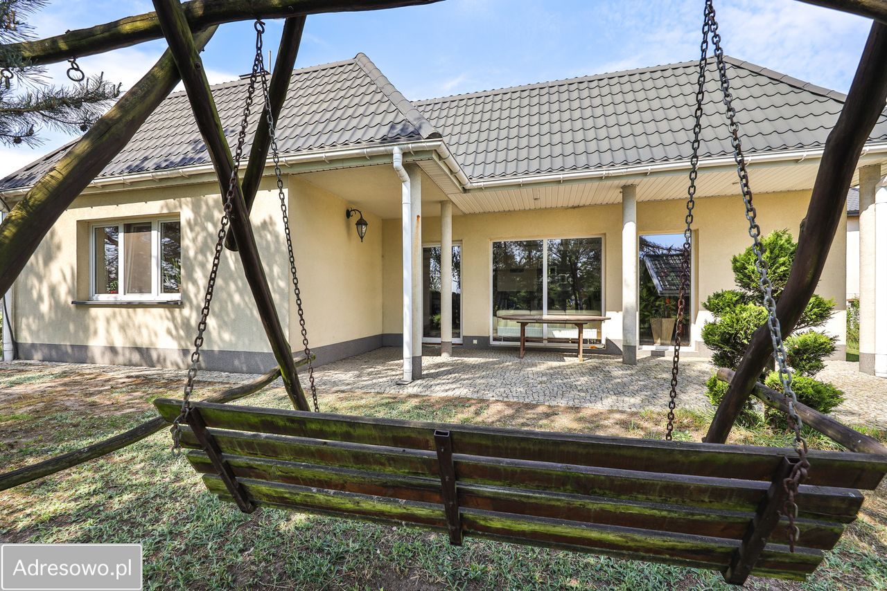 dom wolnostojący, 6 pokoi Walendów, ul. Nad Utratą. Zdjęcie 2