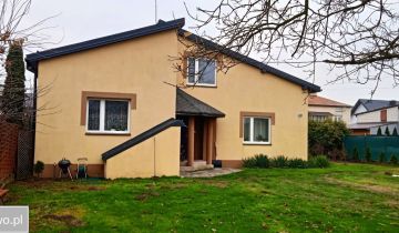 dom wolnostojący, 5 pokoi Sobienie-Jeziory, ul. Piwonińska