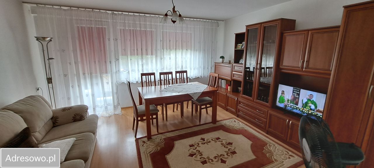 Mieszkanie 4-pokojowe Idzikowice. Zdjęcie 2