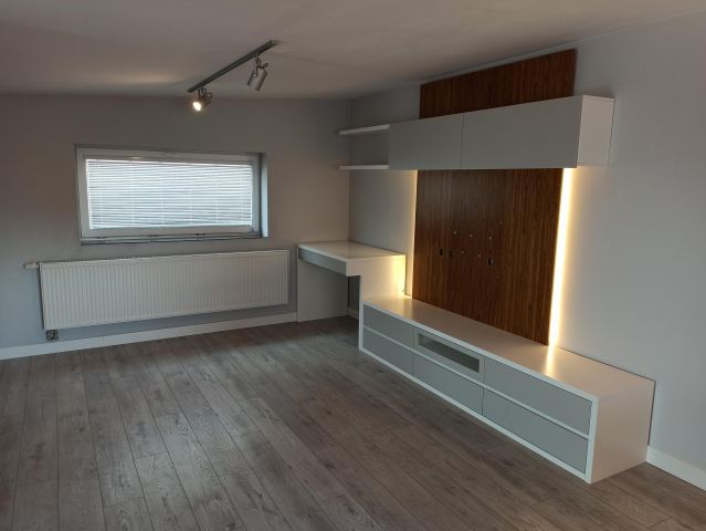 dom wolnostojący, 5 pokoi Płock Międzytorze, ul. Wyszogrodzka. Zdjęcie 1