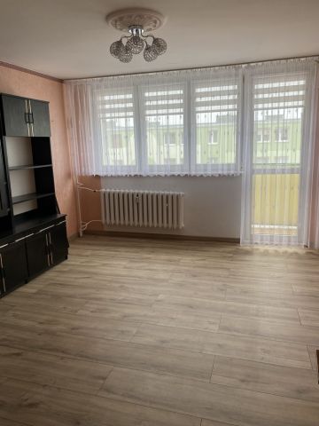 Mieszkanie 3-pokojowe Trzemeszno, ul. 22 Stycznia. Zdjęcie 1