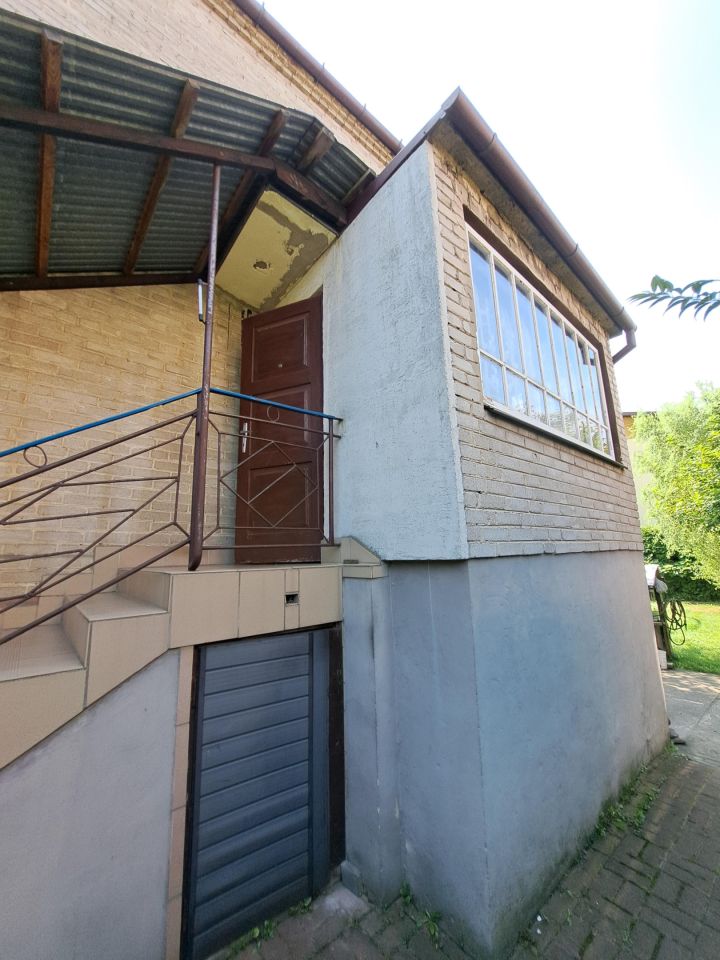 dom wolnostojący, 4 pokoje Ostrowiec Świętokrzyski Henryków, ul. Władysława Broniewskiego. Zdjęcie 5