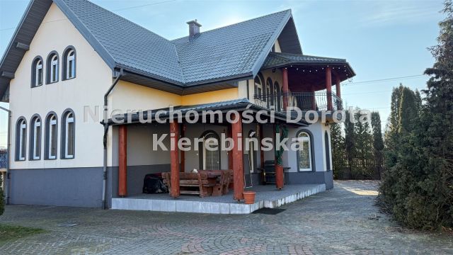 dom wolnostojący, 5 pokoi Tomaszów Mazowiecki Ludwików. Zdjęcie 3