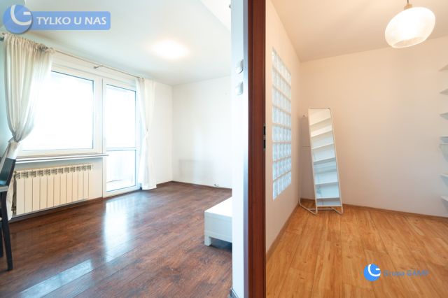 Mieszkanie 4-pokojowe Kraków Czyżyny, os. Dywizjonu 303. Zdjęcie 5