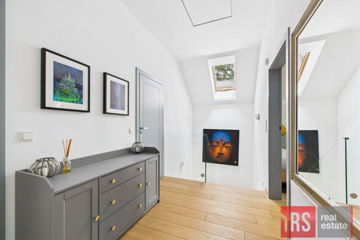 dom wolnostojący, 5 pokoi Sulejówek. Zdjęcie 8