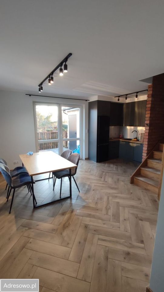 dom wolnostojący, 3 pokoje Częstochowa Podjasnogórska , ul. św. Andrzeja. Zdjęcie 7