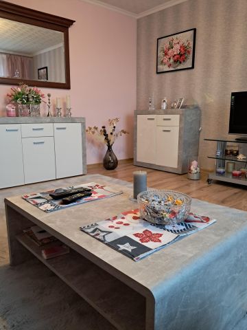 Mieszkanie 3-pokojowe Biskupice. Zdjęcie 1