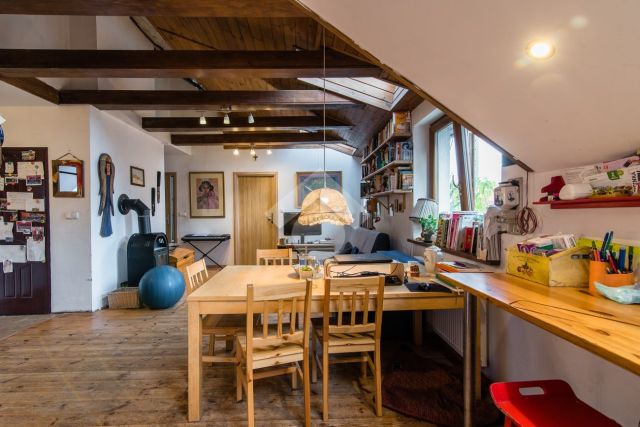 dom wolnostojący, 9 pokoi Kraków Podgórze Duchackie. Zdjęcie 1