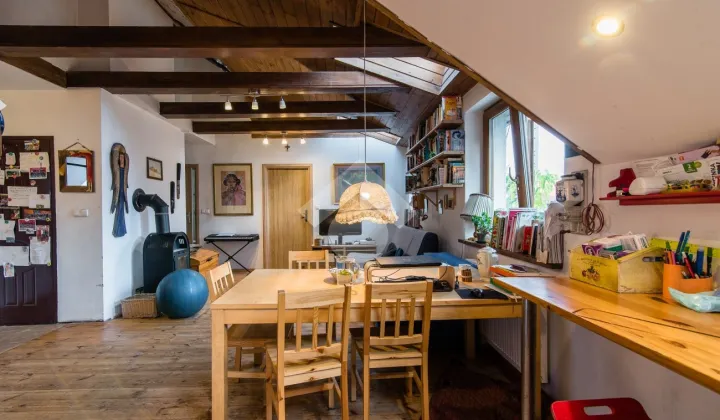 dom wolnostojący, 9 pokoi Kraków Podgórze Duchackie