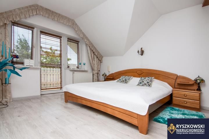 dom wolnostojący, 6 pokoi Jarosławiec. Zdjęcie 13