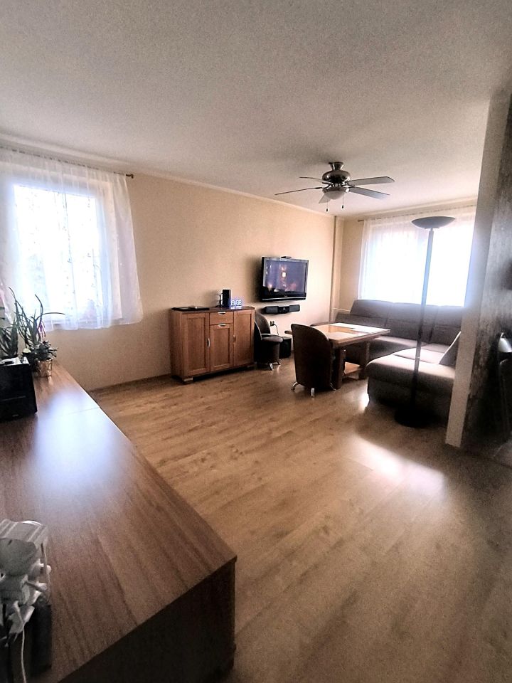 Mieszkanie 3-pokojowe Płock, ul. Jana Kochanowskiego. Zdjęcie 2