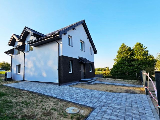 dom wolnostojący, 5 pokoi Przyjaźń, ul. Ottomara Zielke. Zdjęcie 3