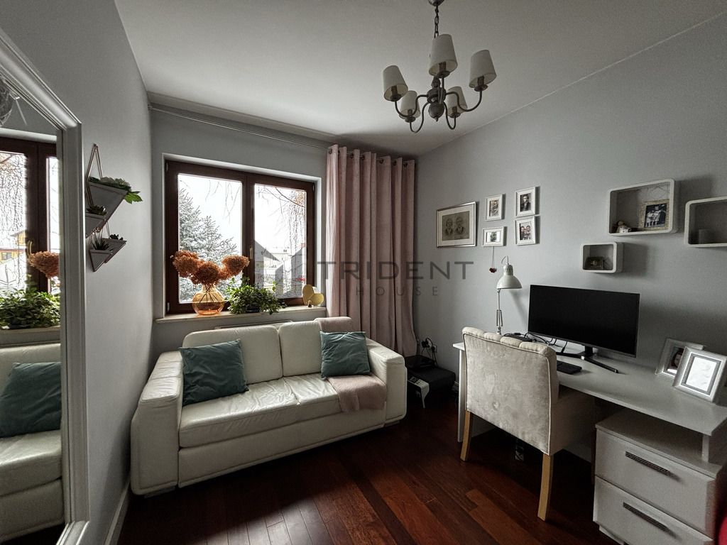 dom szeregowy, 5 pokoi Piaseczno. Zdjęcie 11