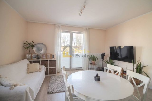 Mieszkanie 3-pokojowe Wieliczka, os. Karola Szymanowskiego. Zdjęcie 1