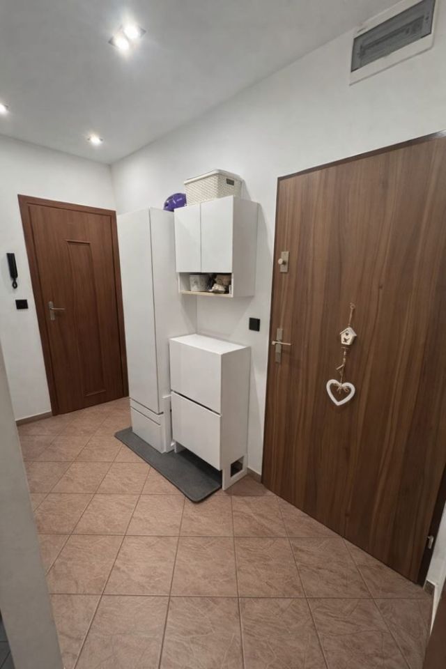 Mieszkanie 3-pokojowe Głogówek. Zdjęcie 6