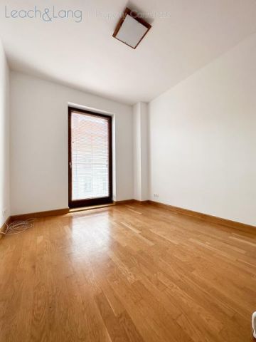 Mieszkanie 3-pokojowe Kraków Stare Miasto, ul. Napoleona Cybulskiego. Zdjęcie 6