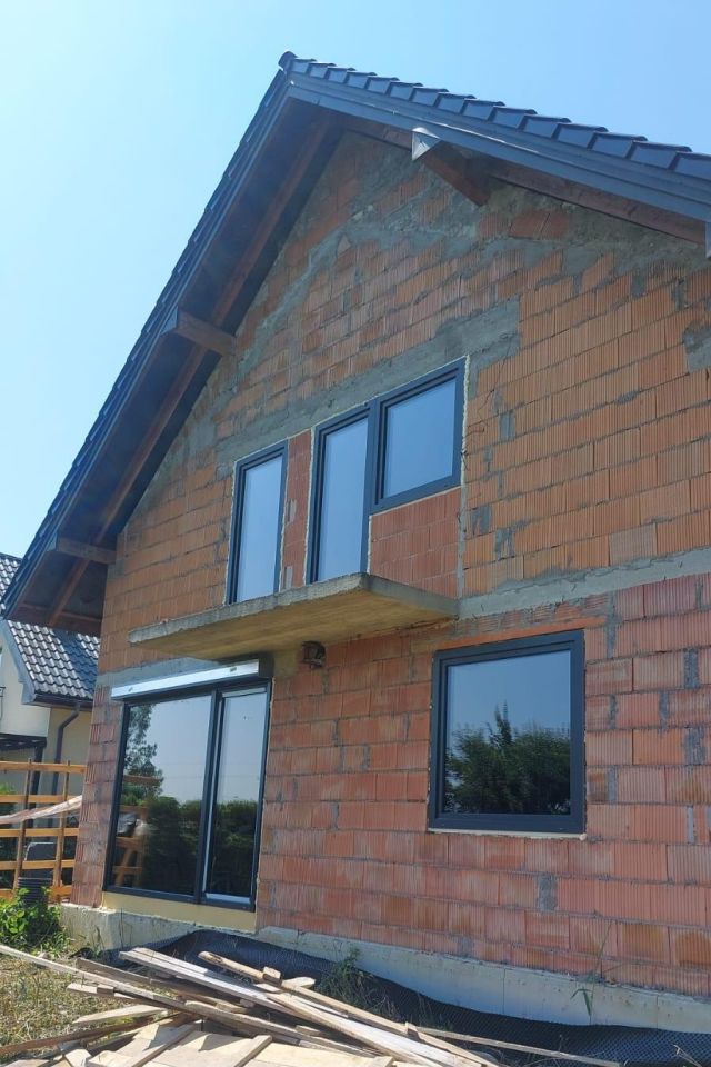 dom wolnostojący, 5 pokoi Strzyżowice, ul. 1 Maja. Zdjęcie 2