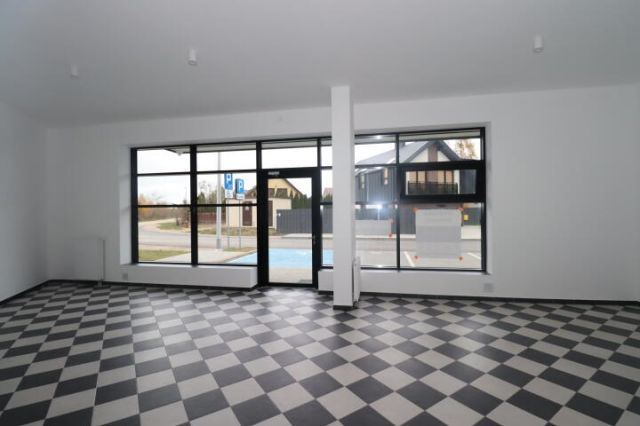 Lokal Ostrołęka Pomian, ul. Żniwna. Zdjęcie 2