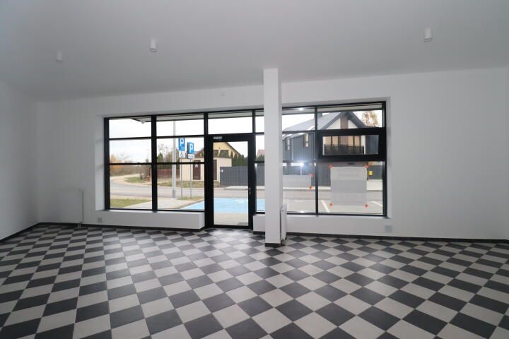 Lokal Ostrołęka Pomian, ul. Żniwna. Zdjęcie 2