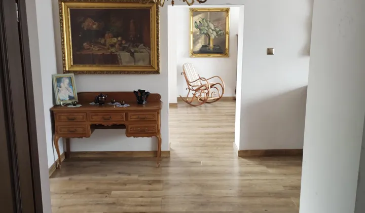 dom wolnostojący, 3 pokoje Częstochowa Grabówka, ul. Odrodzenia