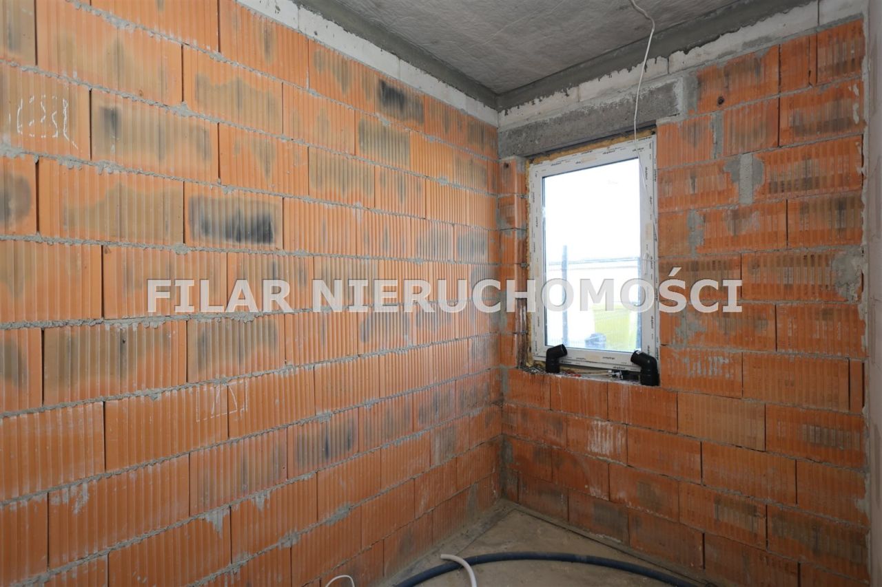 dom szeregowy, 5 pokoi Obora. Zdjęcie 10