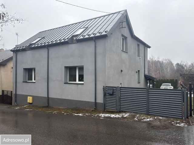 dom wolnostojący, 2 pokoje Jaworzno. Zdjęcie 1