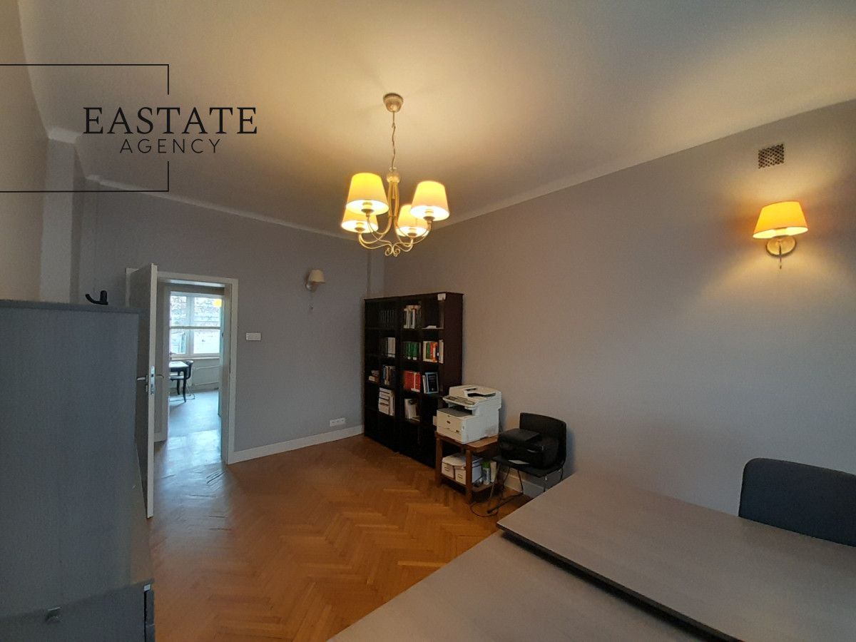 Lokal Warszawa Wola, al. "Solidarności". Zdjęcie 1