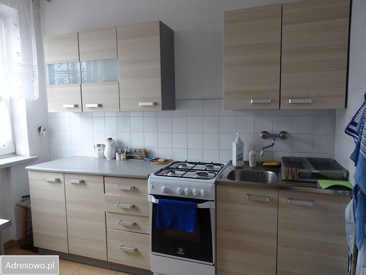 dom szeregowy, 6 pokoi Kielce Ostra Górka, ul. kpt. Władysława Raginisa. Zdjęcie 4