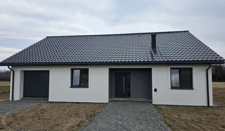 dom wolnostojący, 5 pokoi Lipowa