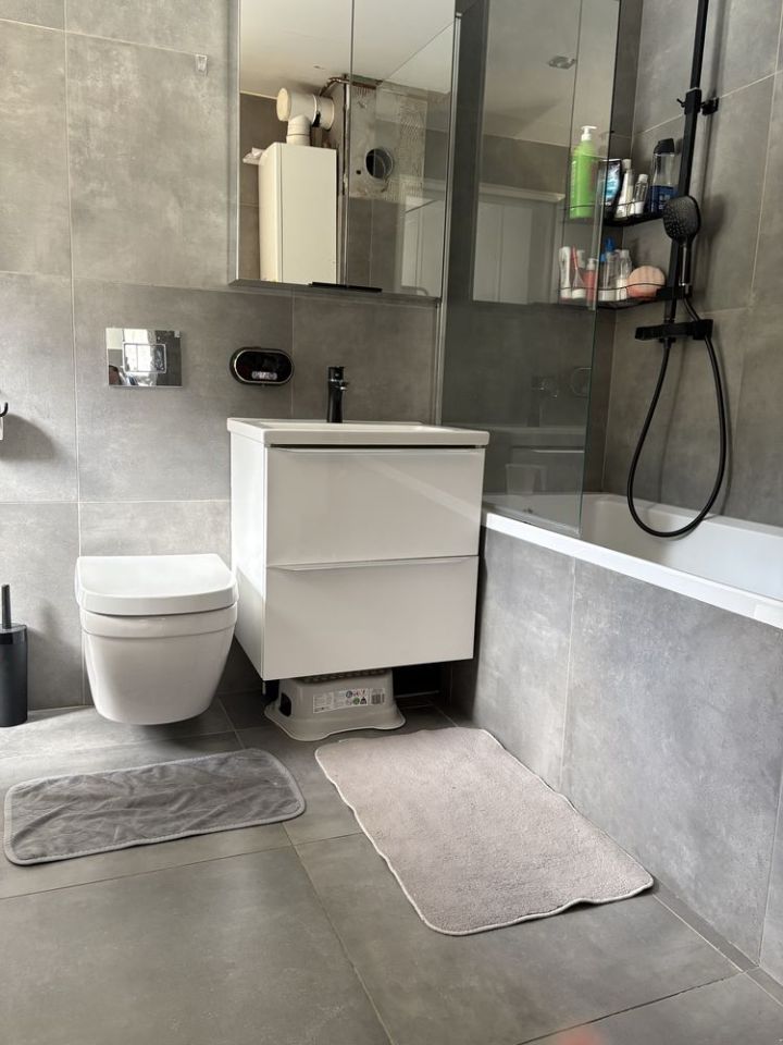 Mieszkanie 3-pokojowe Przesieka. Zdjęcie 4