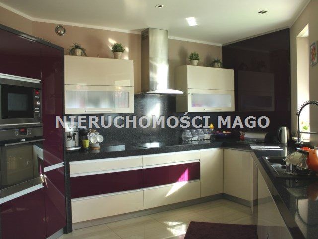 dom wolnostojący, 6 pokoi Lubliniec. Zdjęcie 14